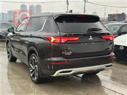 ميتسوبيشي اوتلاندر